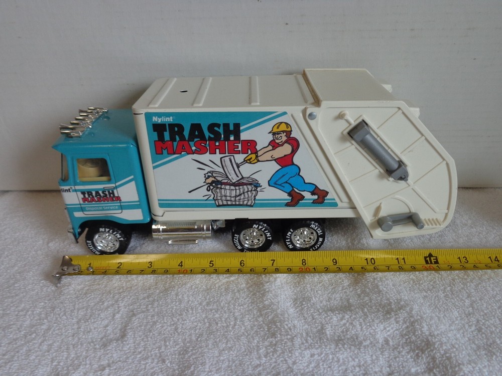Nylint Trash Masher Garbage Truck Vintage 1980's Toy Pressed Steel 13 inch Nice*