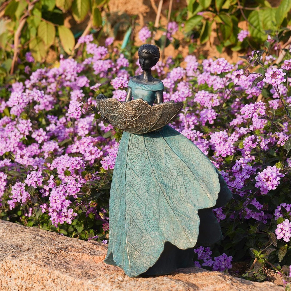 Vintage Garden Statue Bird Feeder 12