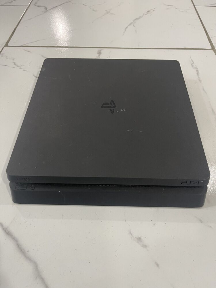 Sony PlayStation 4 Slim 500GB Home Console - Black Does Not Power On