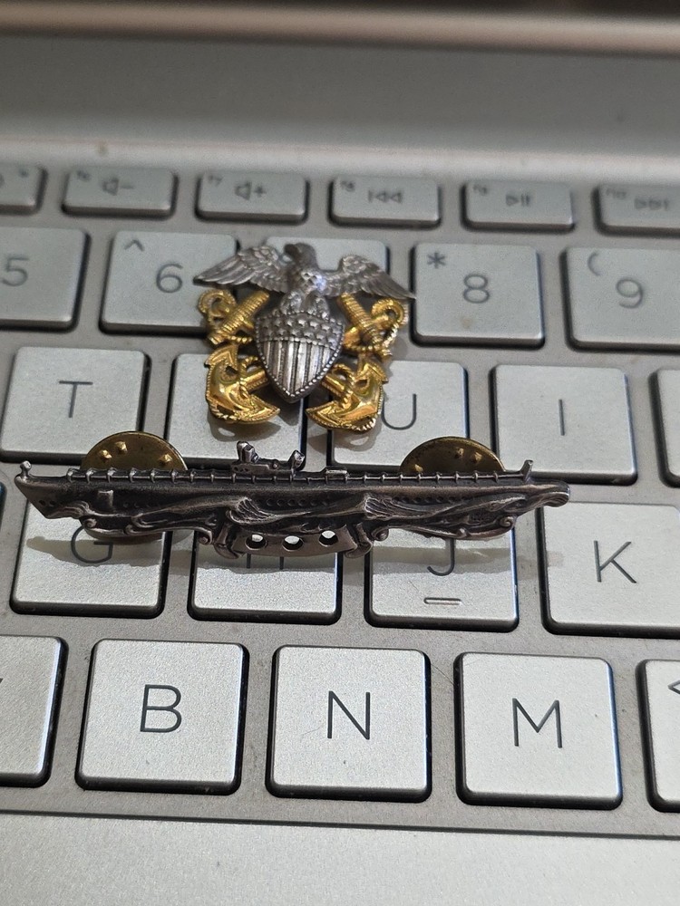 WW2 Sterling Silver Combat Patrol and Officer Badge REAL THING RARE -BUY NOW-image