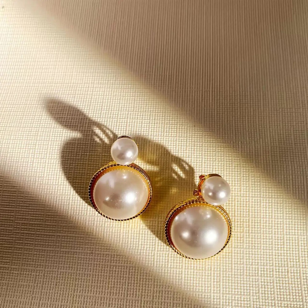 Korean pearl ear clip round elegant temperament light luxury high sense