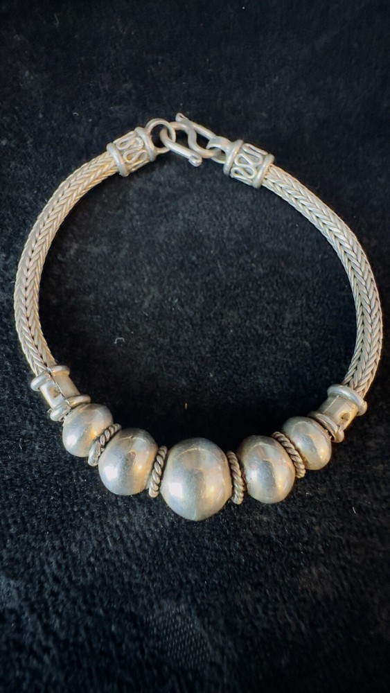 925 Sterling Silver Bali Snake Chain W/ 5 Silver Balls Graduating Bracelet 7”