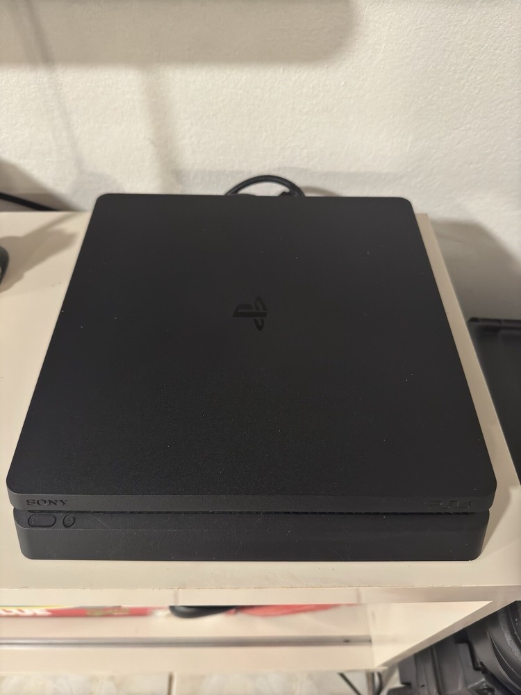 PS4 Slim 1TB Bundle Includes 3 Controllers