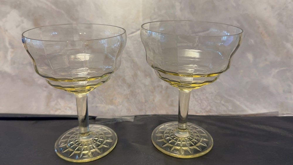Vintage Anchor Hocking Topaz Yellow Uranium Champagne Glass Set of 2
