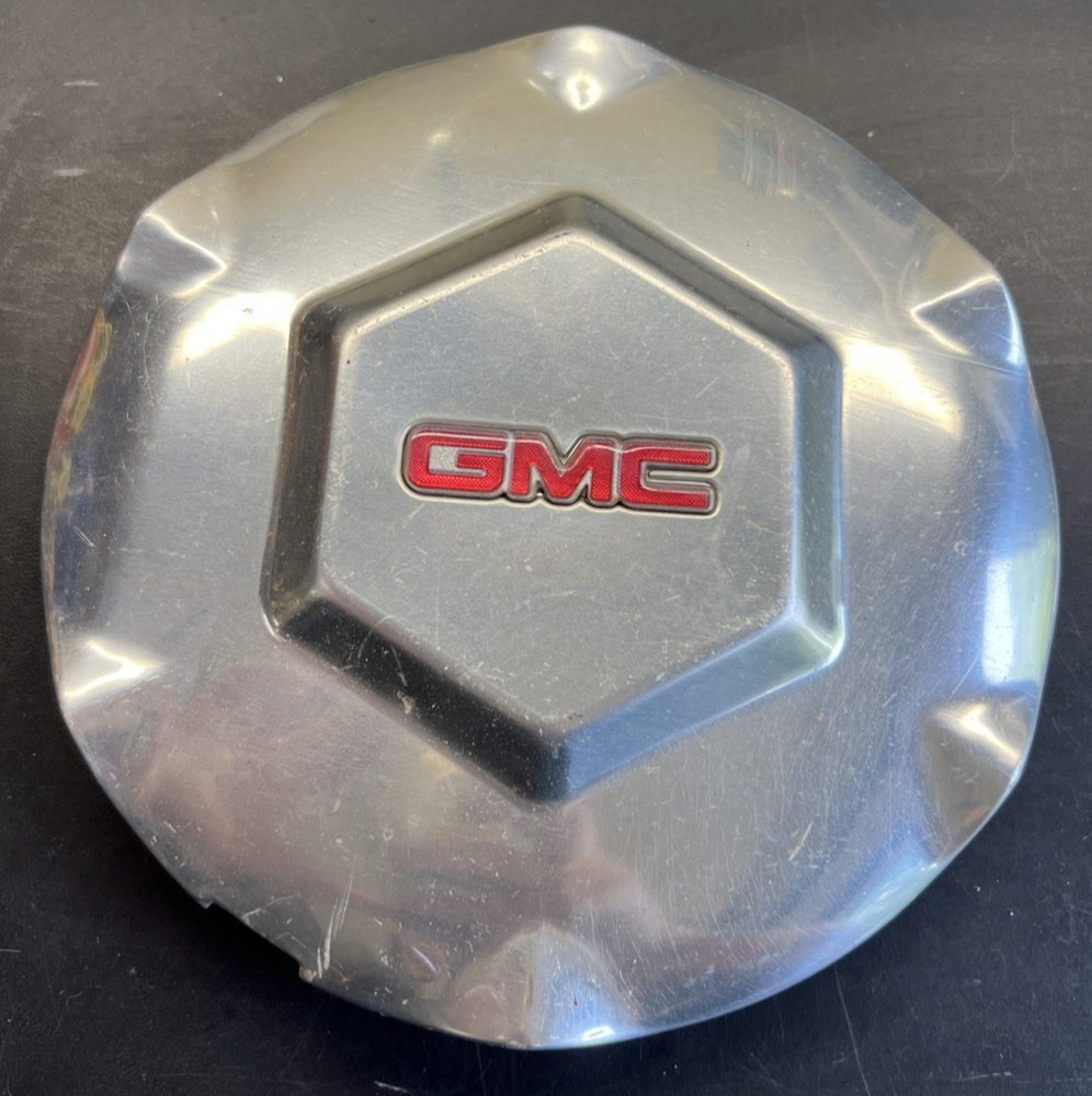 Pair of 2002-2007 GMC Envoy OEM Polished Wheel Center Caps #9593396