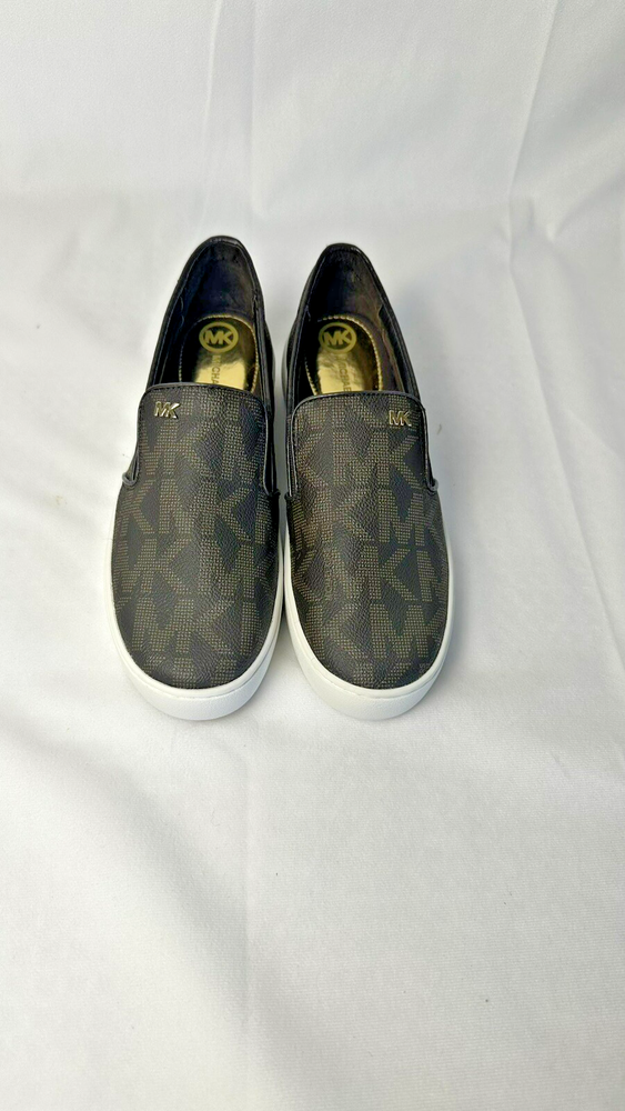 MICHAEL KORS Women's Teddi Signature Logo Brown Slip on Sneakers Size 6.5