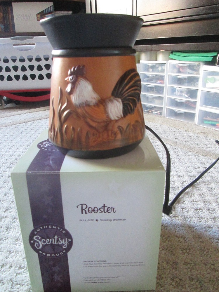 Retired Scentsy Rooster Deluxe Wax Warmer Farm Chicken Brown DSW-RSTR  