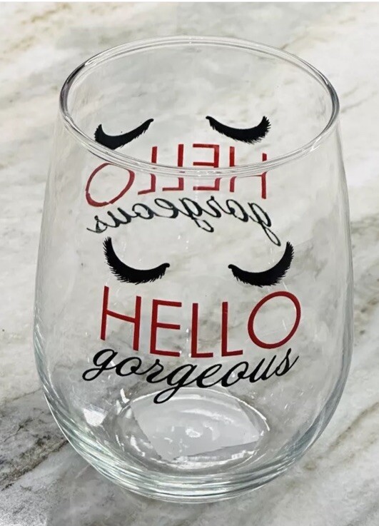 Seamless 17oz Cristal Wine Bear Glass with Inspirational Vine Design