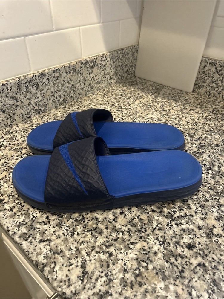 Nike Benassi Slides Men’s 12