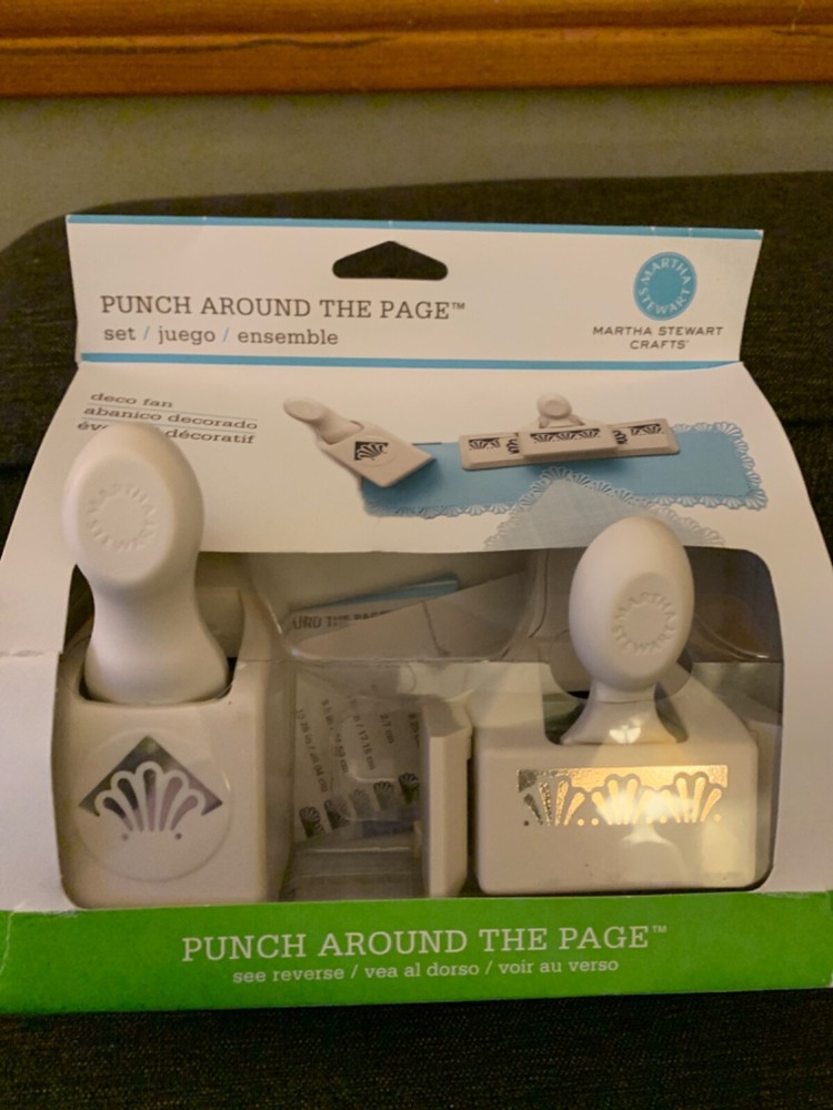 Martha Stewart- DECO FAN Frame Border Punch Cartridge edge New In Box