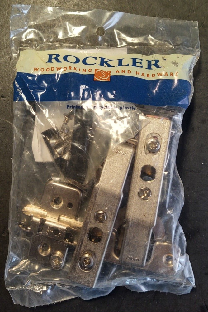 Rockler Blind Corner Set of 2 Blum Clip Hinges part# 31434 95 Degree Snap Close
