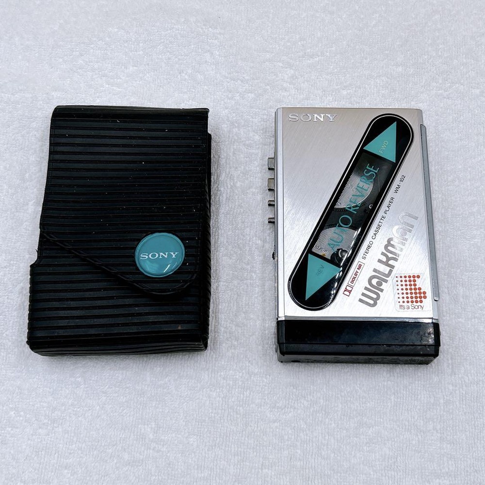 Sony Wm-102 Cassette Player Portable Audio Device Vintage Music Player Cassette