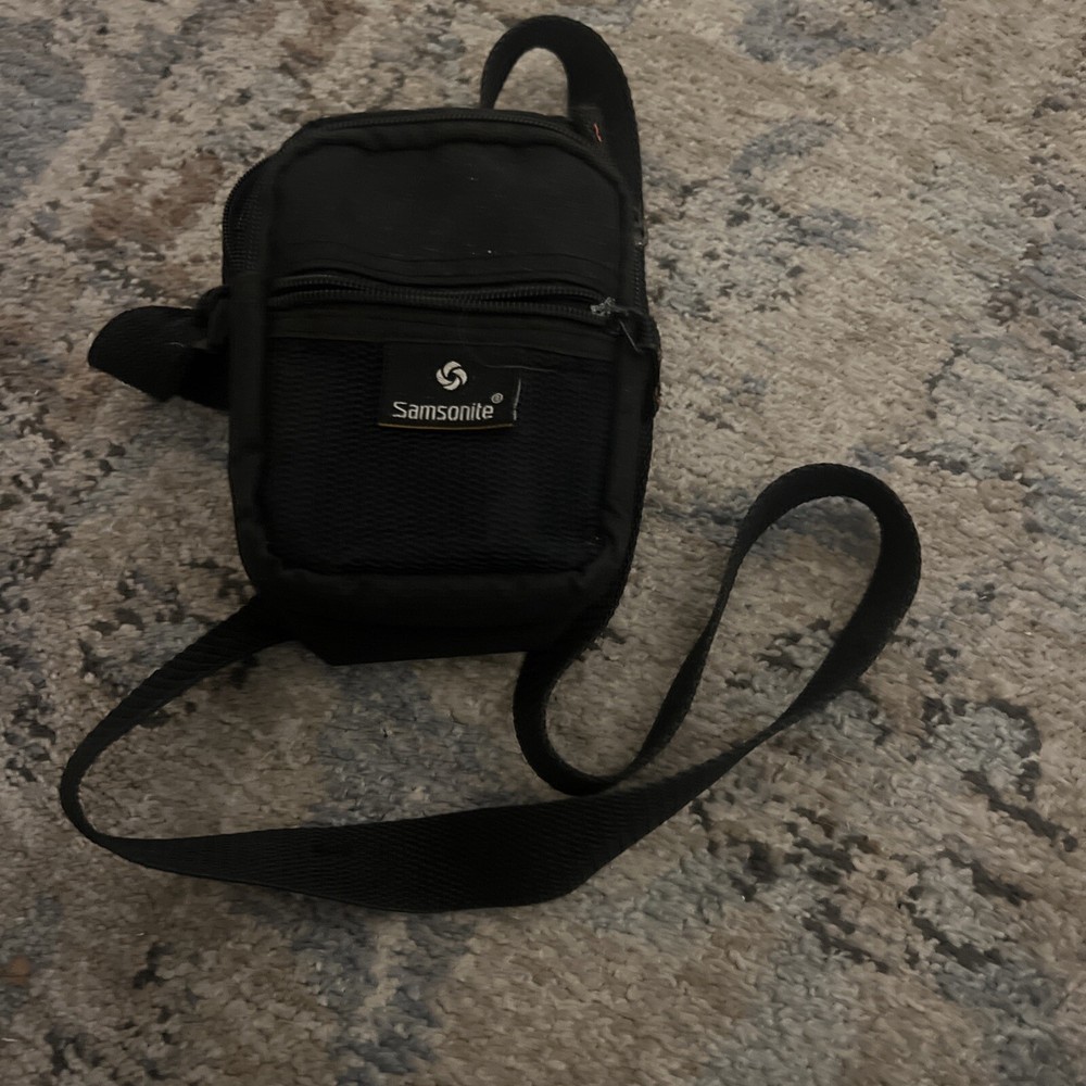 Samsonite Small Padded Camera Bag Case Black Adjustable Cross Body Strap
