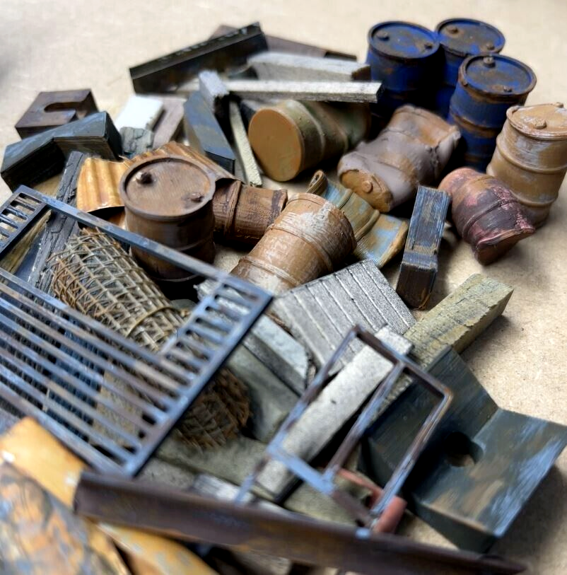 O GAUGE DAMAGED AND DISTRESSED DRUMS use on Lionel or MTH O GAUGE Layouts