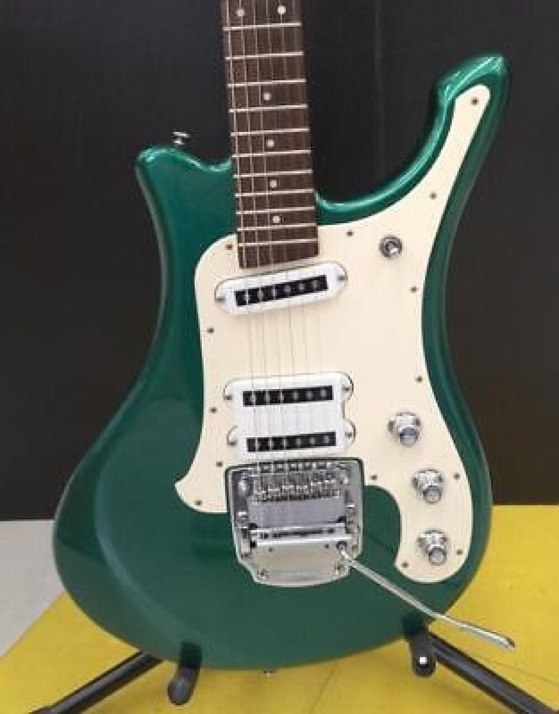 Yamaha SGV300 Green Electric Guitar Japan Import Pre-Owned