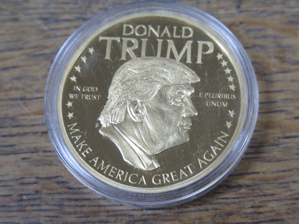 President Donald Trump MAKE AMERICA GREAT AGAIN Commemorative Coin