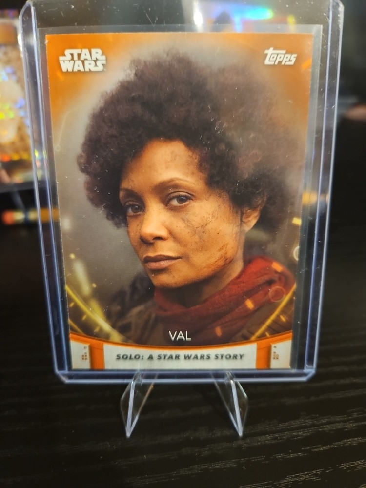 Women of Star Wars (2020) ORANGE PARALLEL BASE Card #95 / VAL
