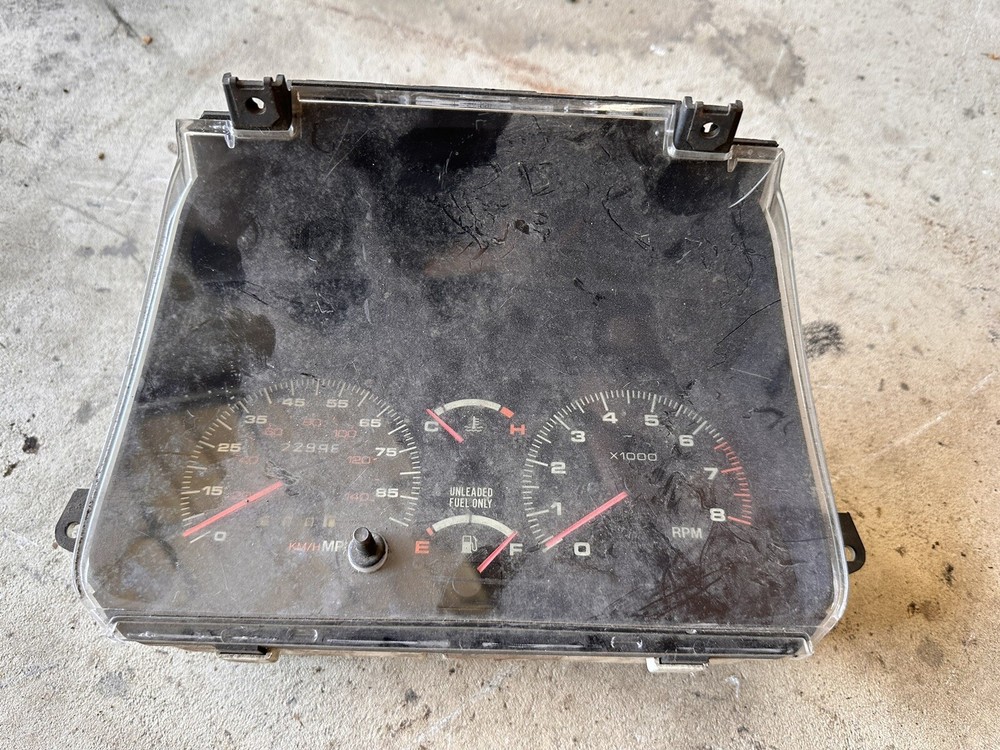 1989-95 Geo Tracker Cluster Tachometer Dash Parts