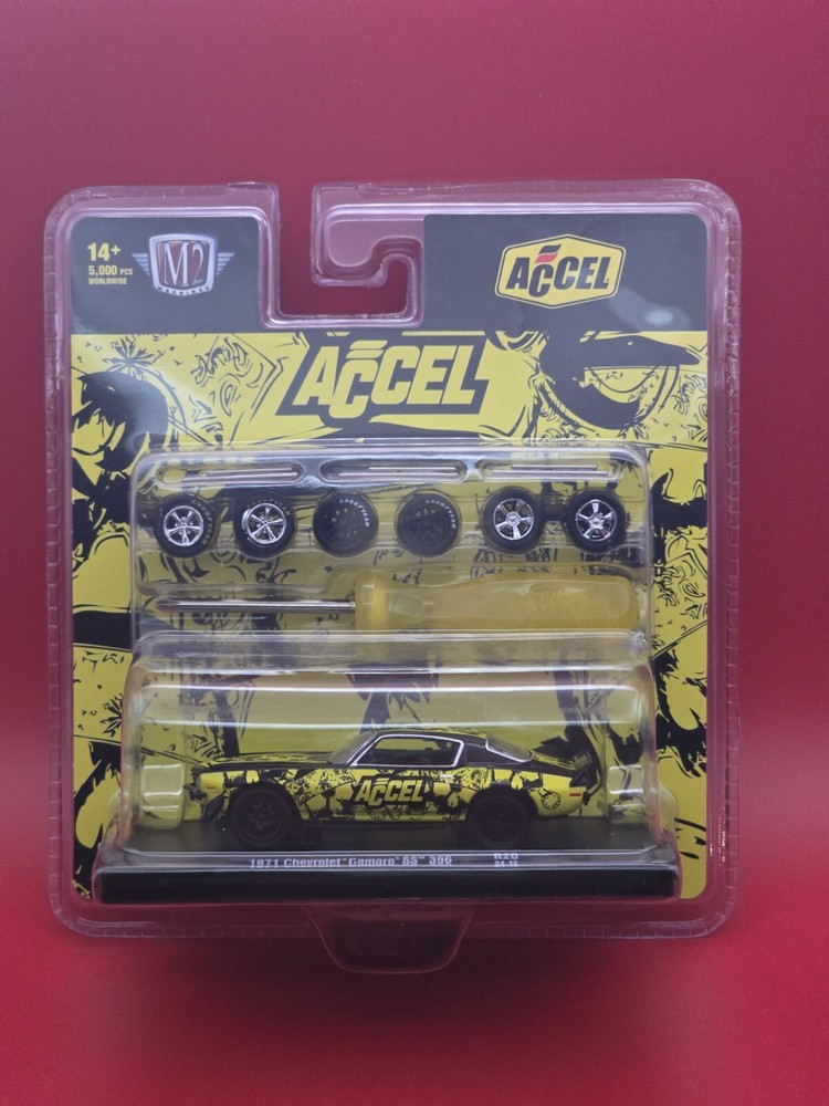 M2 Machines 1971 Chevrolet Camaro SS R20 O'Reilly's Exclusive Accel Edition 1:24 Scale New