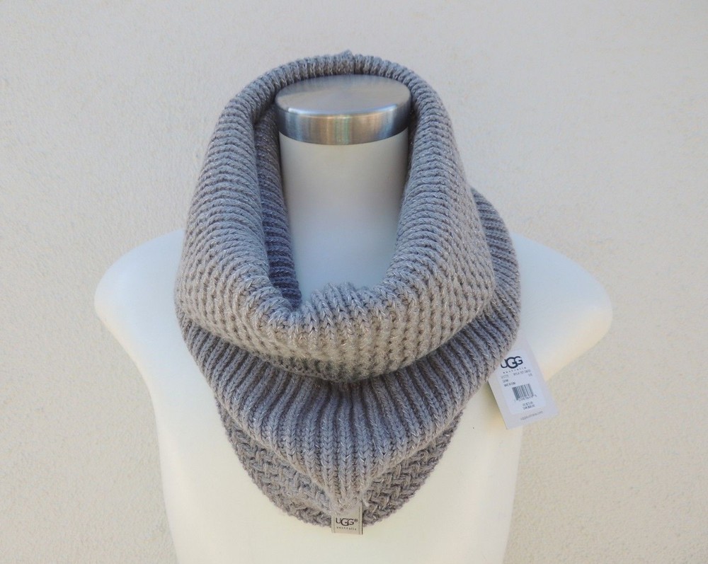UGG NYLA GREY HEATHER METALLIC TEXTURED SNOOD SCARF, ONE SIZE ~NWT
