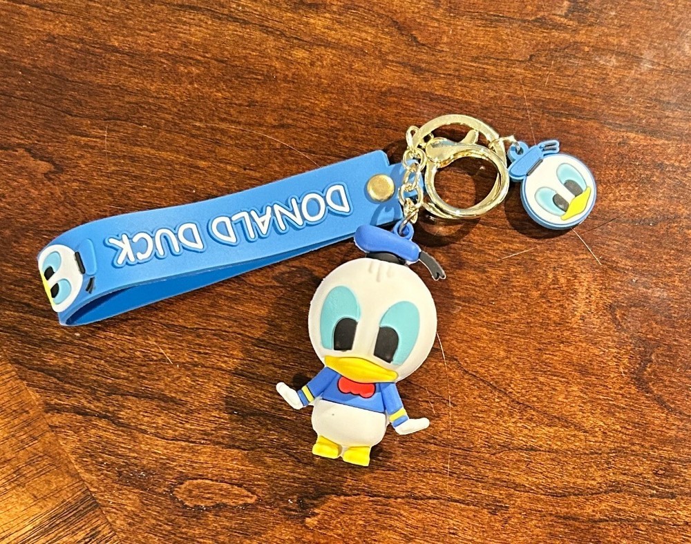 Vintage Donald Duck Keychain Disney Collectible New