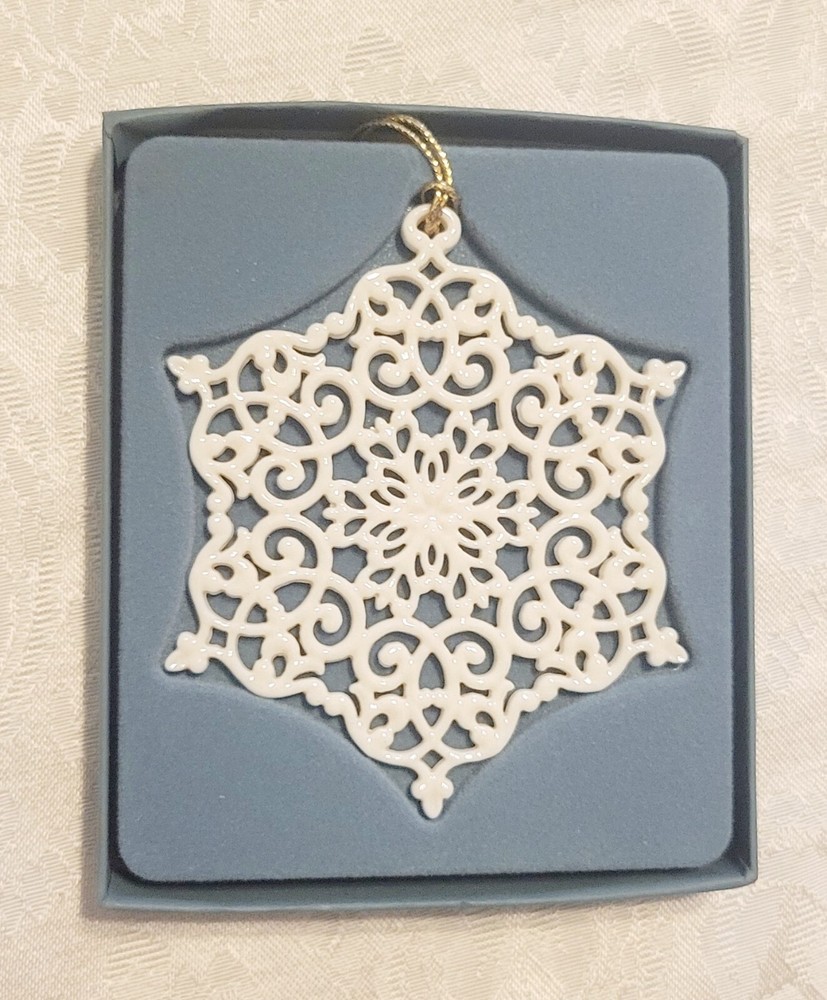 1996 Lenox Snow Fantasies Snowflake Christmas Tree Ornament In Box NO YEAR TAG