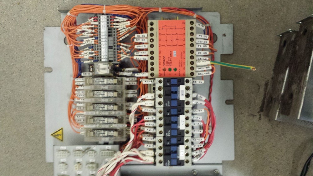 Juki KE-2010 Contactors and Relays Omron G9D Safety Relay - as pictured