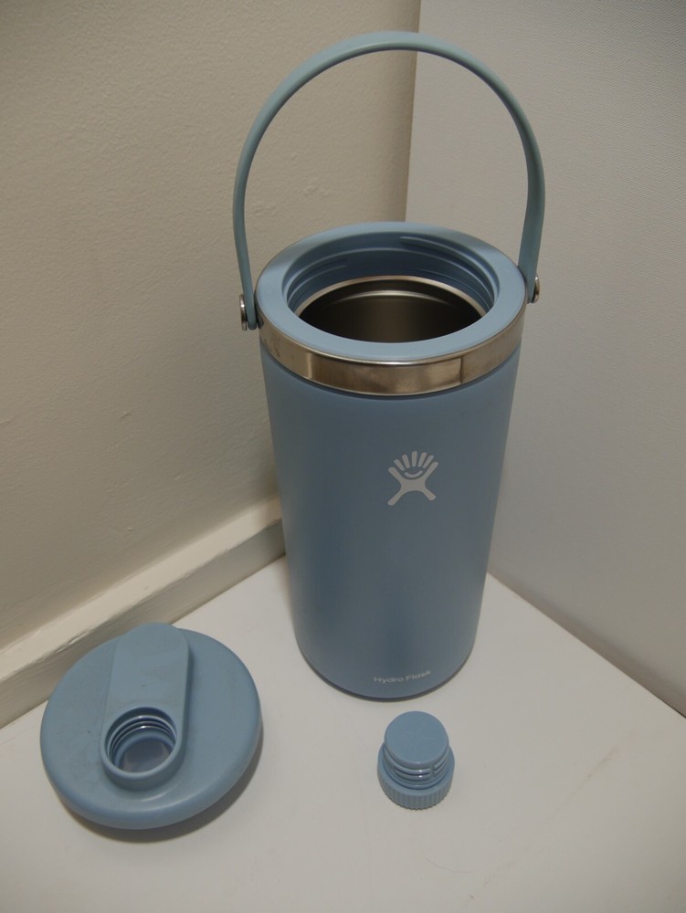 Hydro Flask Oasis 128 oz RARE Rain Blue Water Bottle 1 Gallon 3.79 L Cold 24 hrs