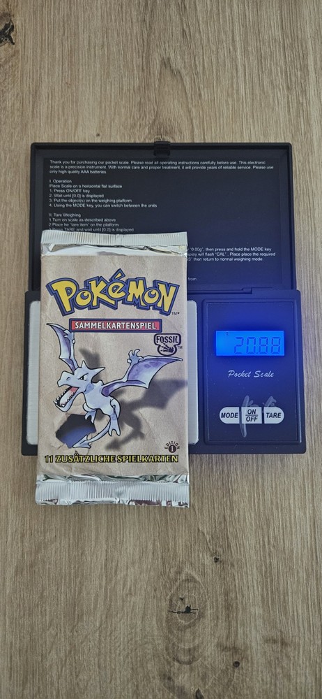 2000 Pokemon 1st Edition Fossil Booster Sealed Original Box Brand New