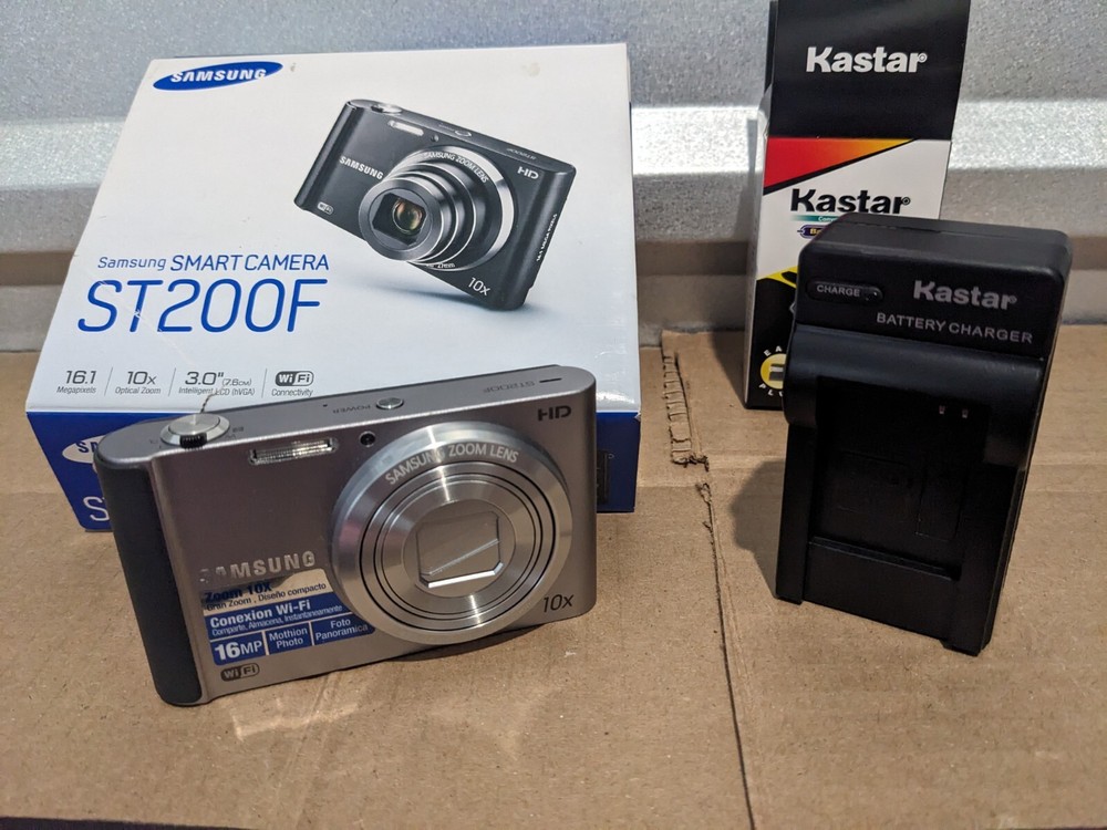 Samsung ST200F Smart Silver Camera Tested Working Includes Battery Charger