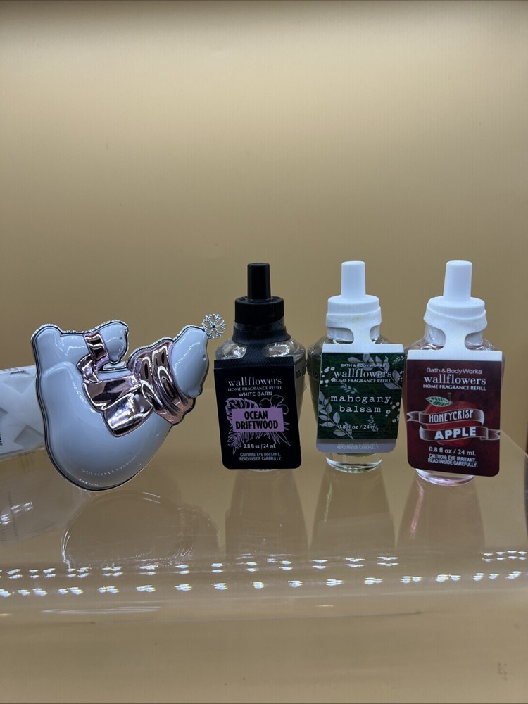 Lot of 3 Bath & Body Works Wallflower Bulb Refills with Polar Bear Diffuser