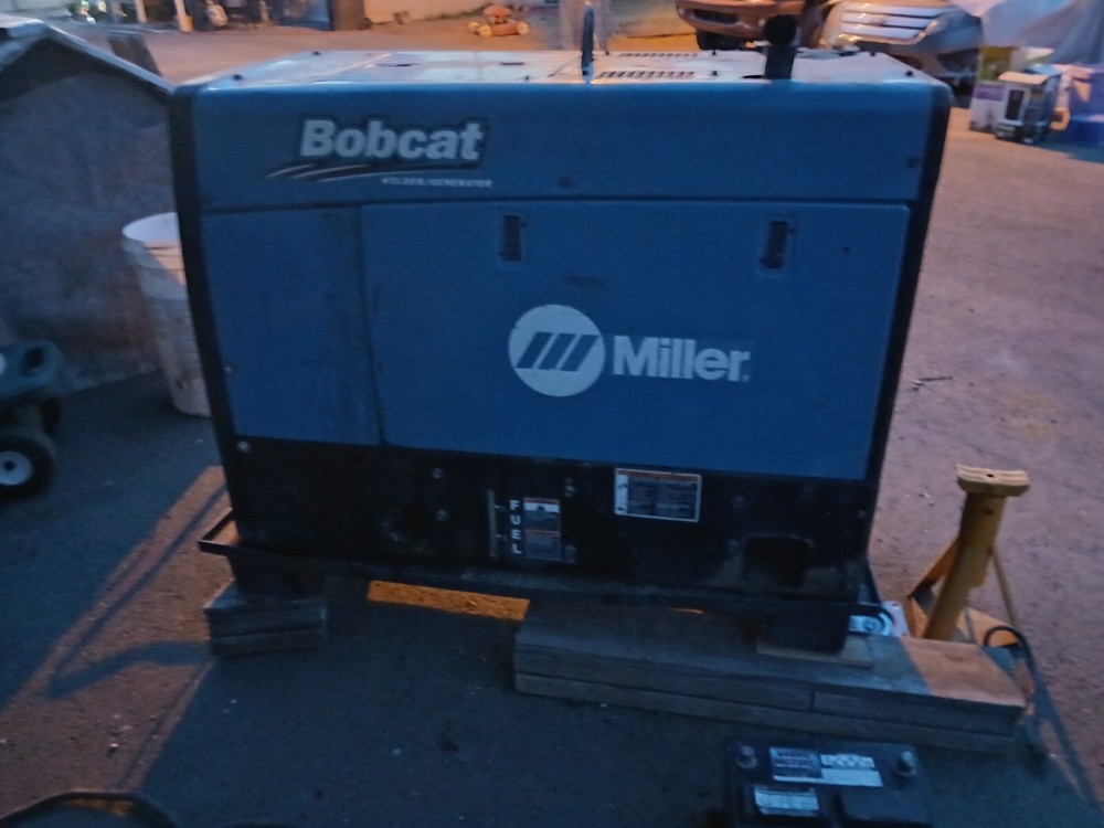 Miller bobcat 225 ac/dc welder & 11,000 watt generator