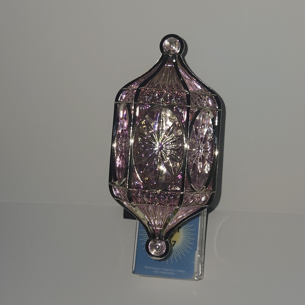 Fiber Optic Plug-In Nightlight by Bath & Body Works Light Up 24/7