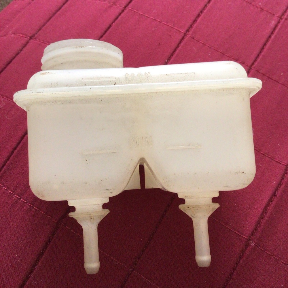 Fiat 124 Spider Reservoir Genuine NOS OEM Part