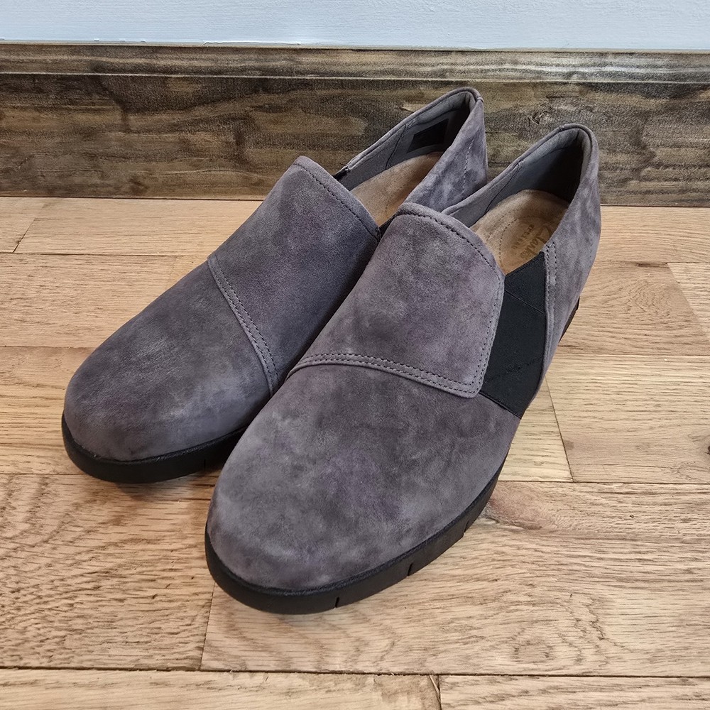 Clarks Artisan Grey Suede Daelyn Monarch Slip-On Comfort Loafers New
