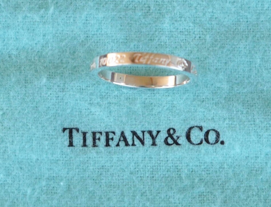 Tiffany & Co. 727 Fifth Avenue New York Notes Ring Sterling Silver Size 6 US