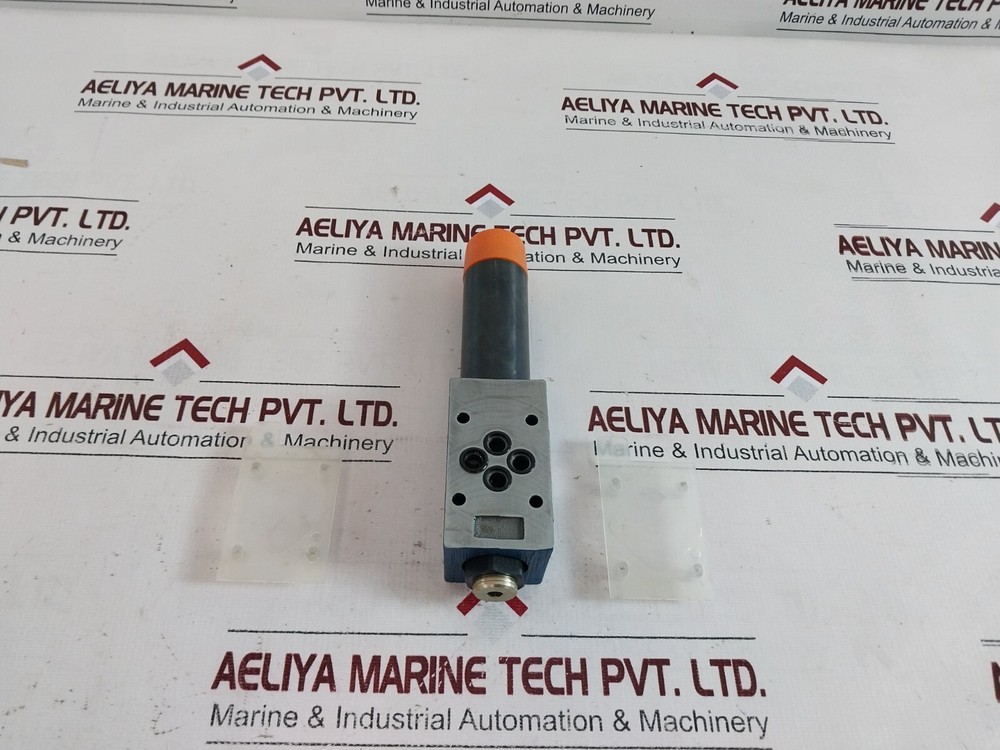 REXROTH R900483786 HYDRAULIC PRESSURE REDUCING VALVE ZDR 6 DP2-43/75YM