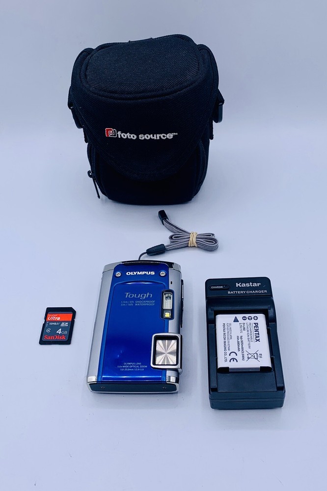 Olympus Tough TG 610 Blue with Charger Case & SD Card