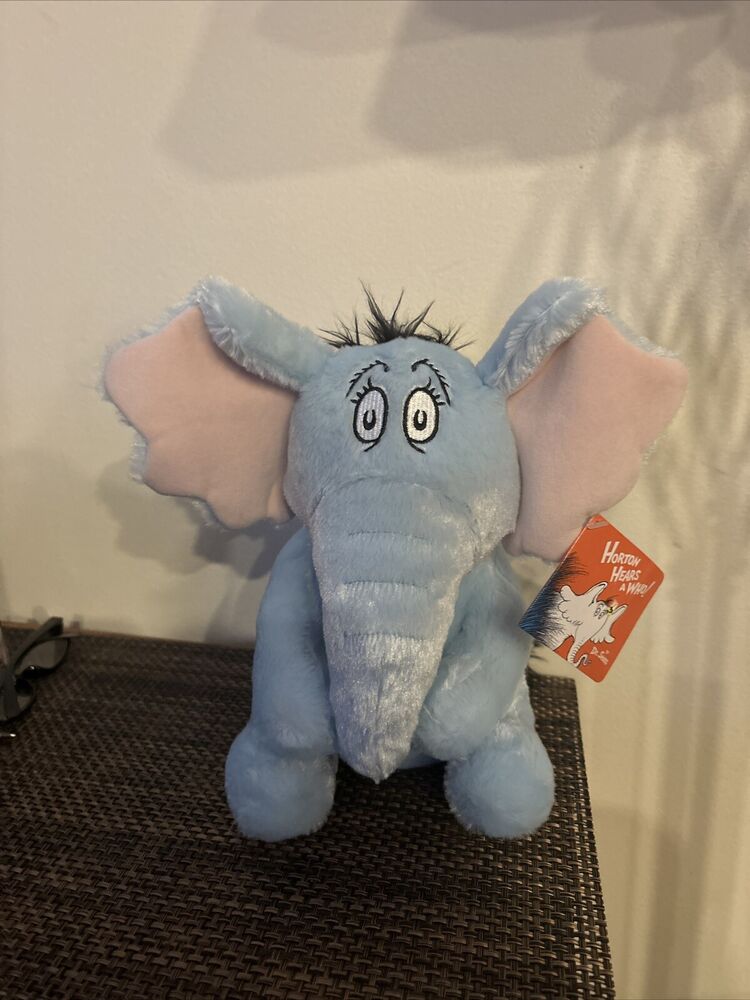 NWT Kohl's Cares Dr. Seuss 