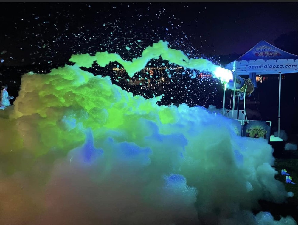 FoamDaddy UV Glow Gel Solution for Any Surface and Occasion