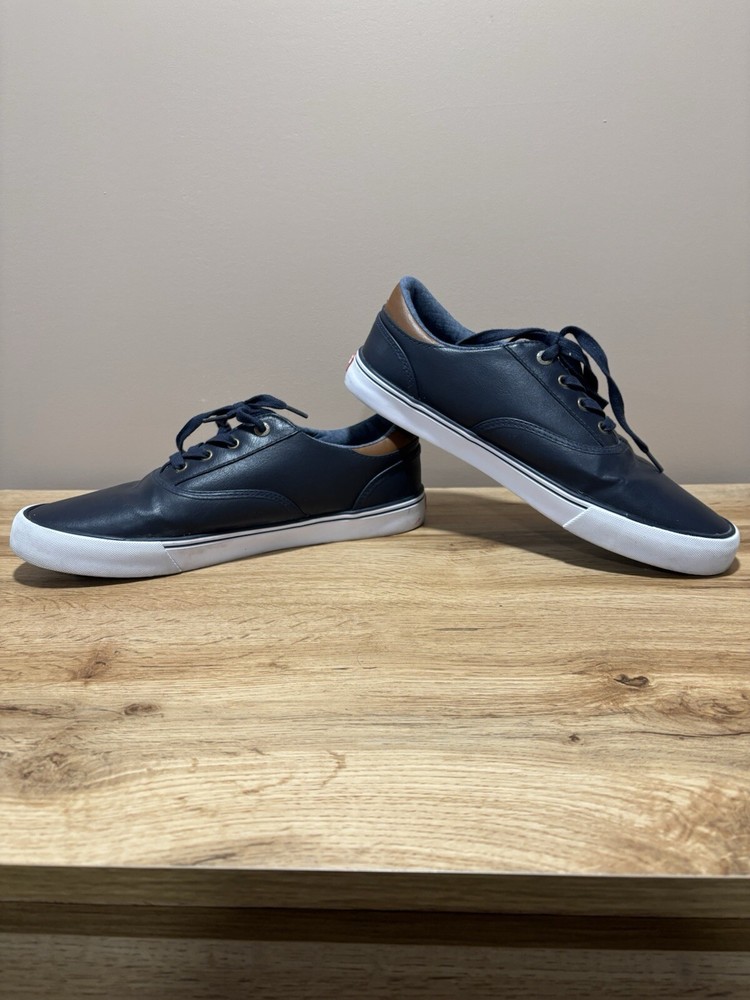 Levi's Men's Leather Casual Sneaker Navy Blue Size 11.   EUC