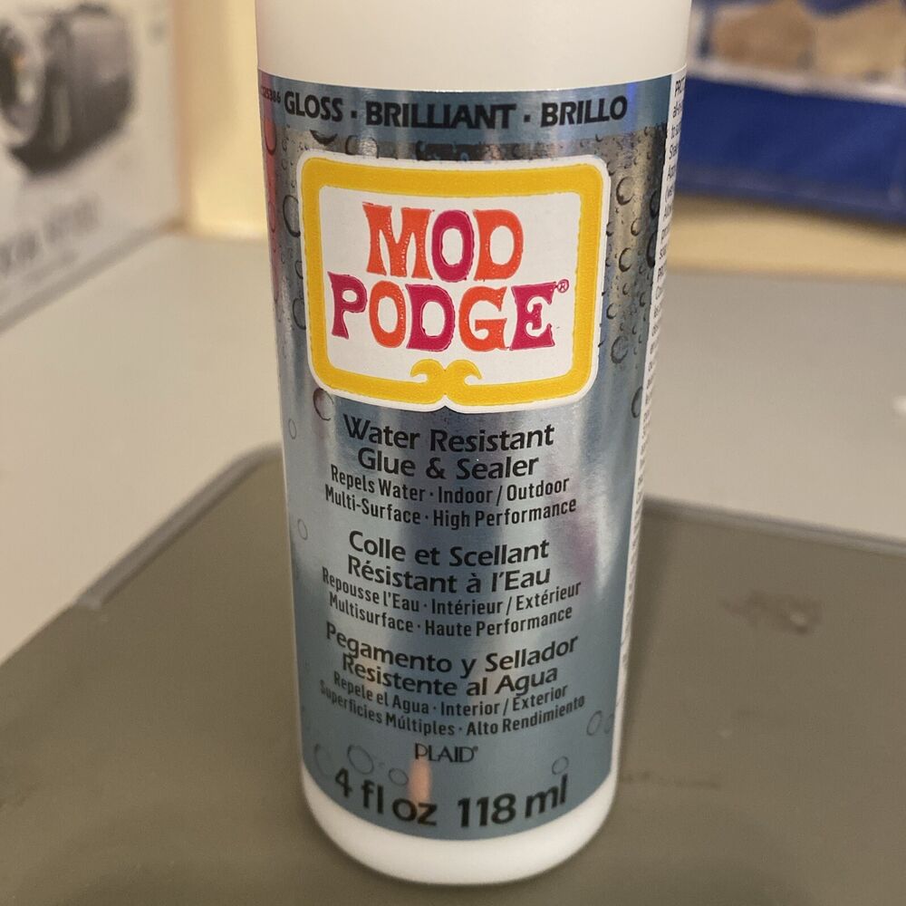 Mod Podge Sealer/Glue (Gloss, Water Resistant) 4 oz bottle (NEW)
