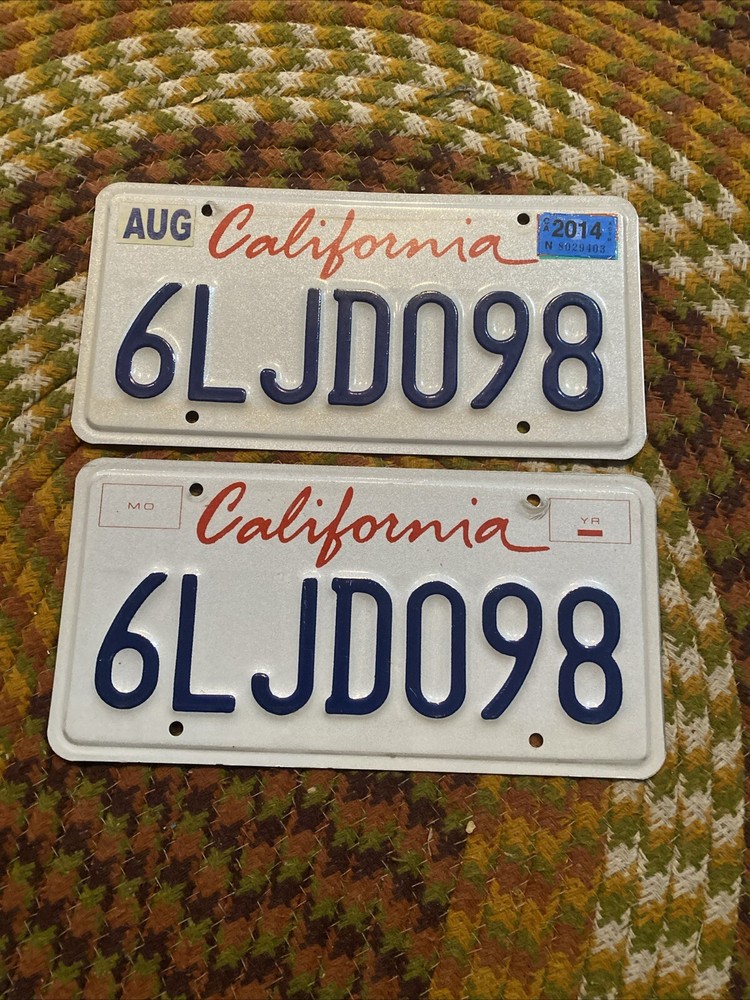 Set 2 California License Plate 6LJD098 Pair Matching Red White And Blue 2014 CA