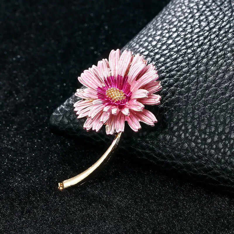 Fashion Daisy Brooch Sweet Lovely Girls Cute Brooches Enamel Flowers Accessories