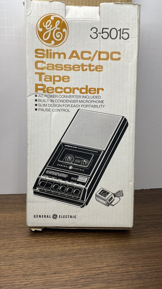 NEW Vintage GE Slim AC/DC Cassette Tape Recorder 3-5015.  No Power Plug