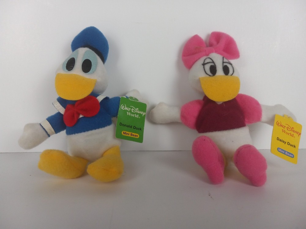 Kelloggs Disney Donald Daisy Duck mini bean bag plush toys