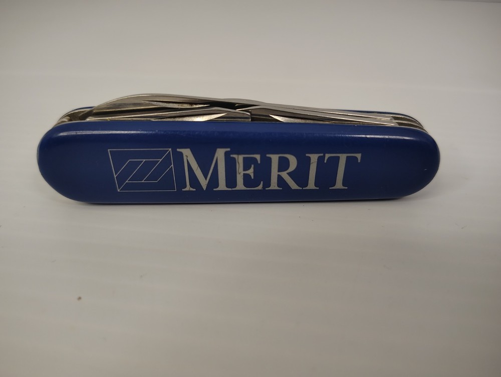 Vintage Victorinox Swiss Army Knife Merit Cigarette Promo Collectible
