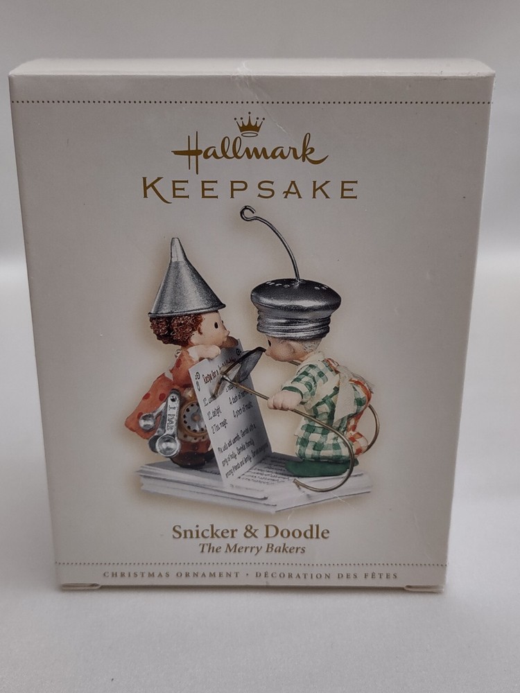 2006 Hallmark Snicker & Doodle The Merry Bakers Keepsake Ornament