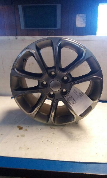 18x8 Aluminum Wheel for 2014-2016 Jeep Grand Cherokee