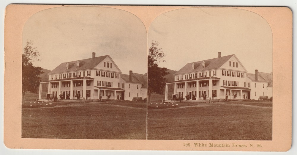 WHITE MOUNTAIN HOUSE HOTEL - PEOPLE - BUGGY - WHITE MOUNTAINS - NEW HAMPSHIRE